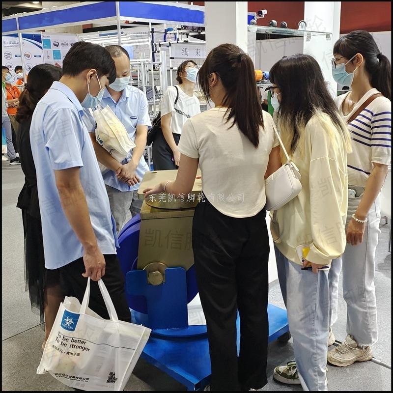 东莞凯信脚轮有限公司超重型9系列20寸抗冲击蓝色浇注尼龙双轮万向脚轮