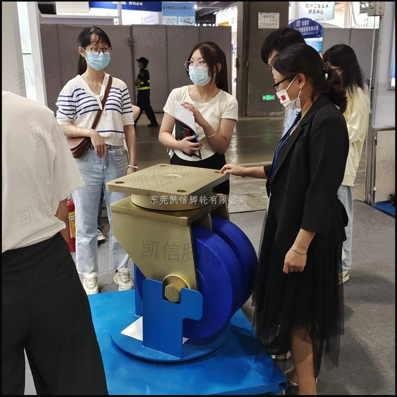 东莞凯信脚轮有限公司超重型9系列20寸抗冲击蓝色浇注尼龙双轮万向脚轮